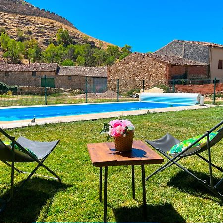Hotel Rural La Huerta Montejo de la Vega de la Serrezuela Buitenkant foto
