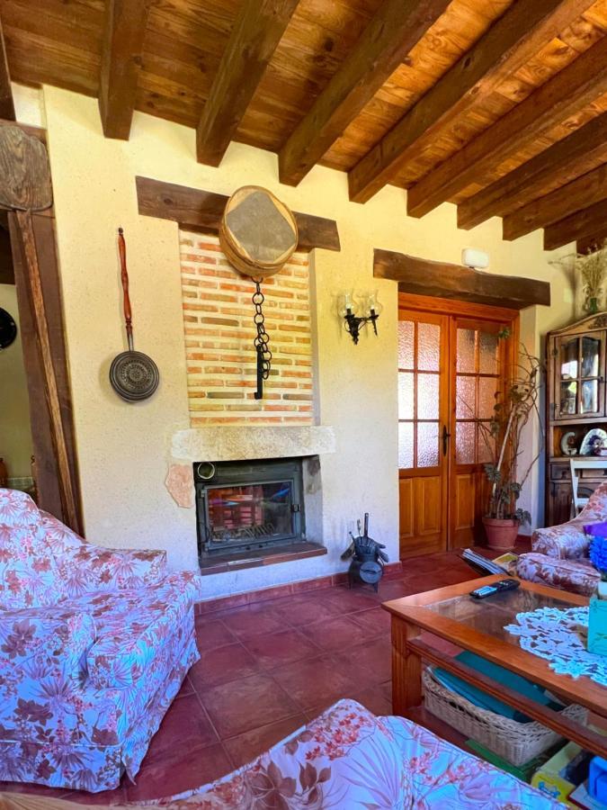 Hotel Rural La Huerta Montejo de la Vega de la Serrezuela Buitenkant foto